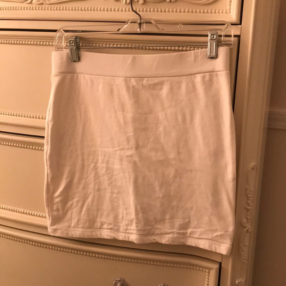 Forever 21 white mini pencil skirt